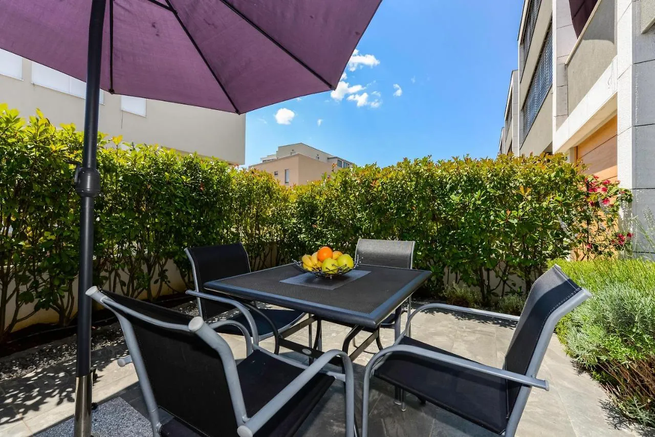 Ivy Apartments Zadar