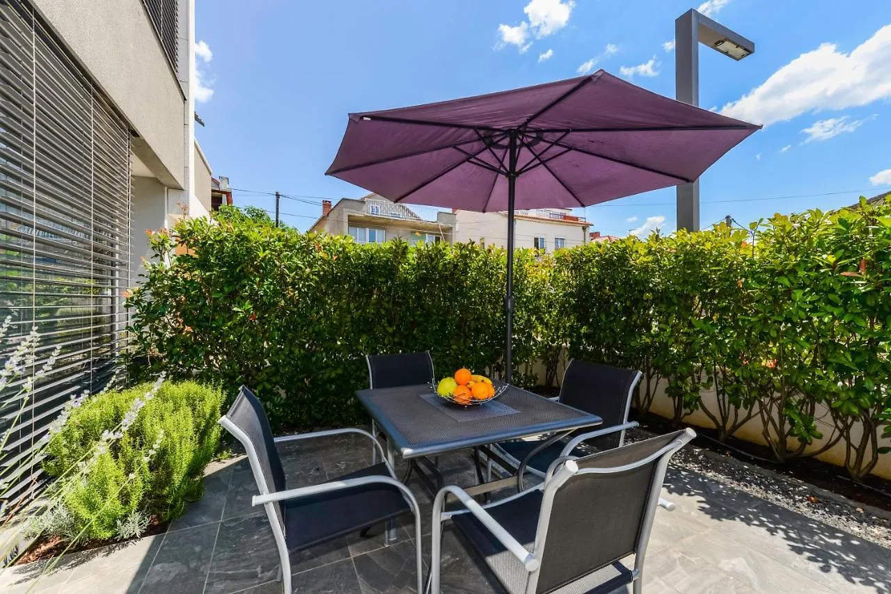 Ivy Apartments Zadar Croatie