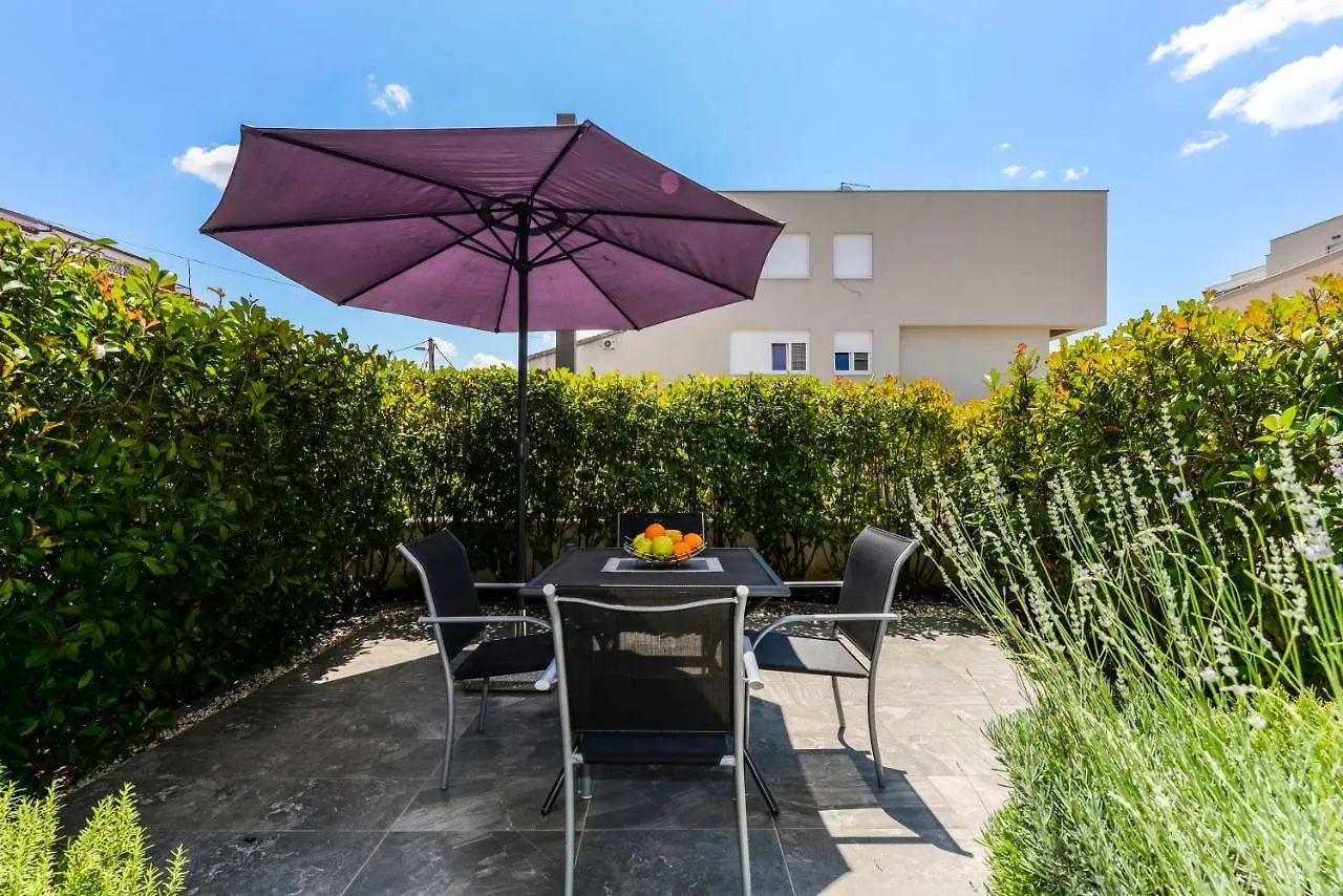 Ivy Apartments Zadar