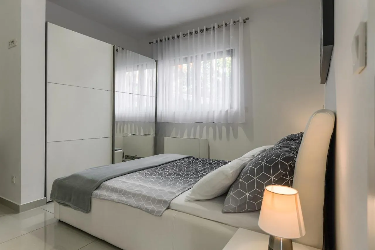 Ivy Apartments Zadar Croatie