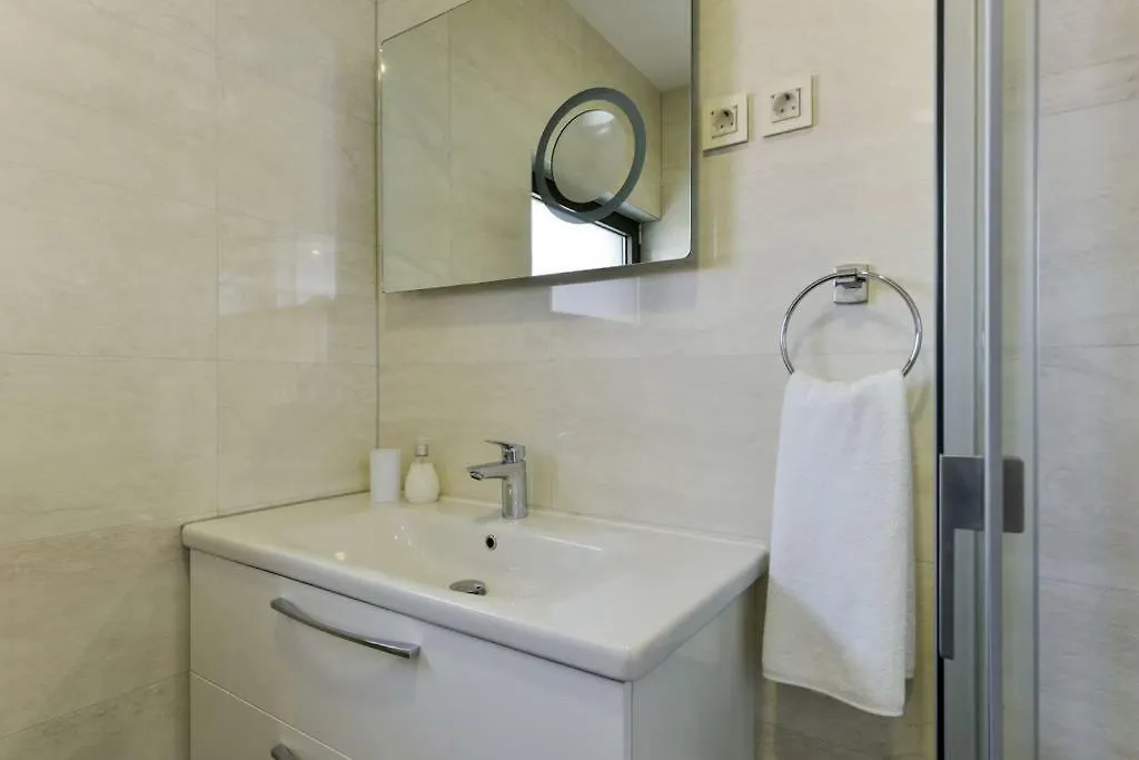 Ivy Apartments Zadar Croatia